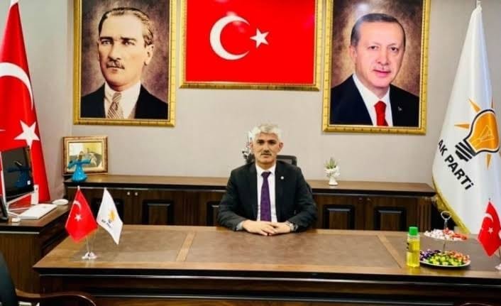 AK Parti idil ilçe Başkanı Murat Ay istifa etti