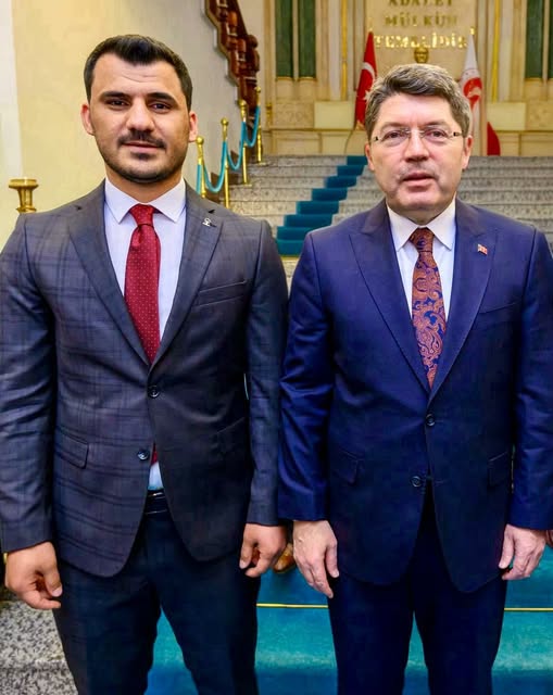 AK Parti idil ilçe Başkanı Av. Ali Genç Adalet Bakanı Yılmaz Tunç’u Ziyaret Etti.