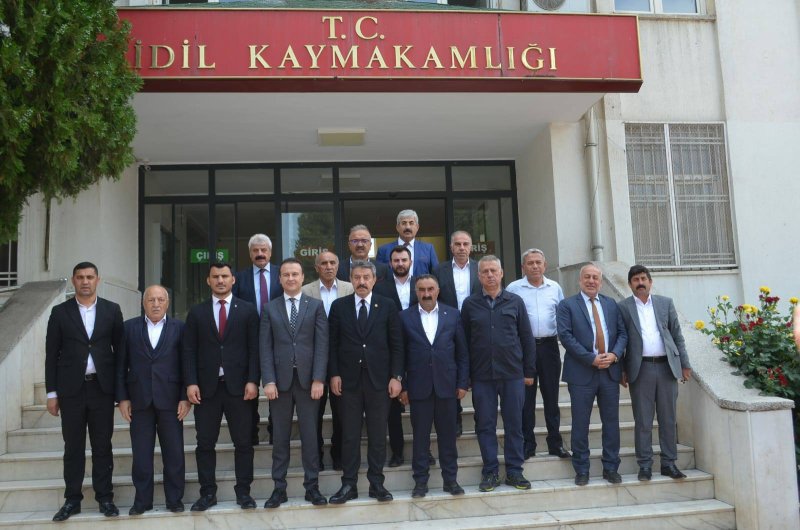AK Parti Şırnak Milletvekili Arslan Tatar idil Kaymakamı Anıl Adıgüzel'i ziyaret etti.
