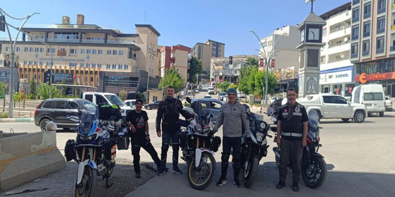 Amasya Ve Samsun’dan Yola çıkan Motosikletçiler Şırnak’a Hayran Kaldı
