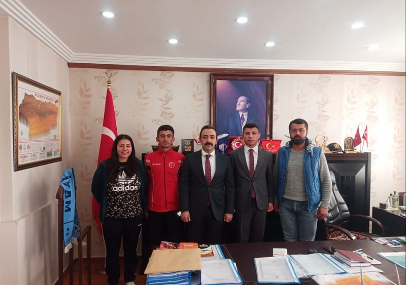 Başkan Refik Özsoy İdilli Şampiyonu Kabul Etti.