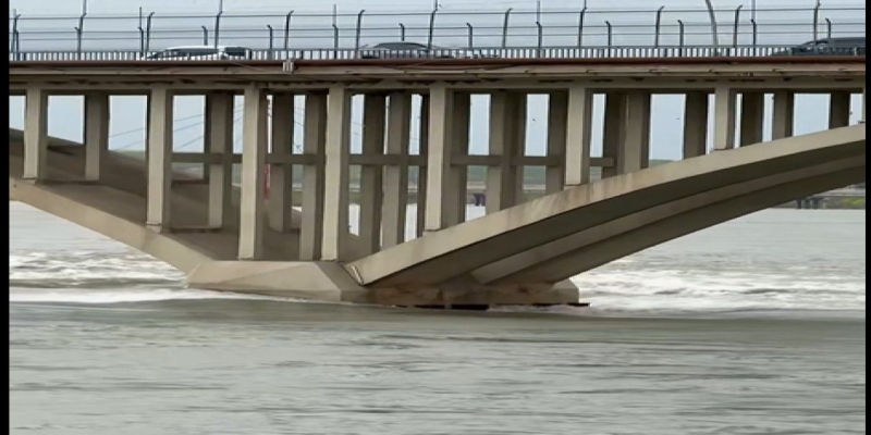 Cizre'de Dicle Nehri’nde su seviyesi Kritik Seviyeye ulaştı