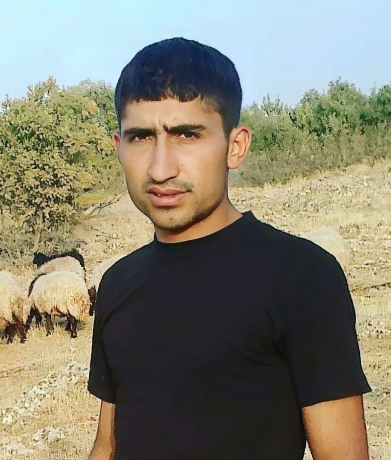 Depremzedelere Yardıma Giden İdilli Kardeşimiz Yolda Trafik Kazası Geçirerek hayatını kaybetti. 