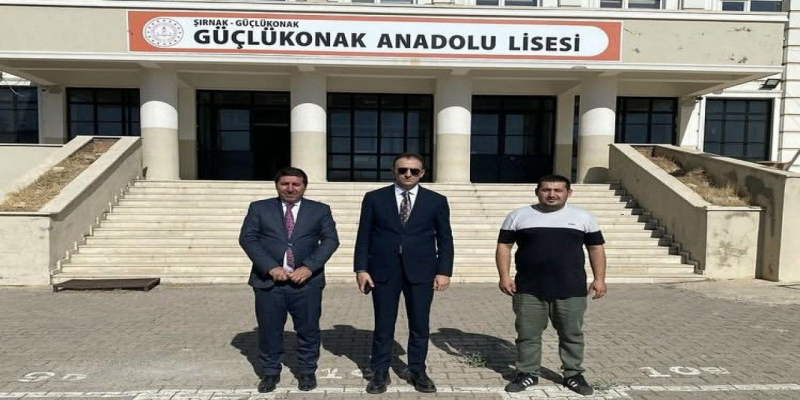 Güçlükonak Kaymakamı Semih Memiş, Eğitim Öğretim yılı öncesi okulları inceledi