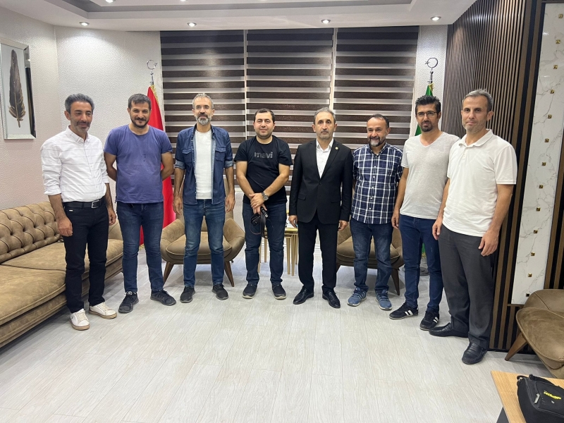 HÜDA PAR Genel Sekreteri Şehzade Demir, Şırnak'ta gazetecilerle buluştu
