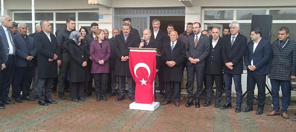 İçişleri Bakan Yardımcısı Mehmet Aktaş Karalar Belediyesini Ziyaret Etti 