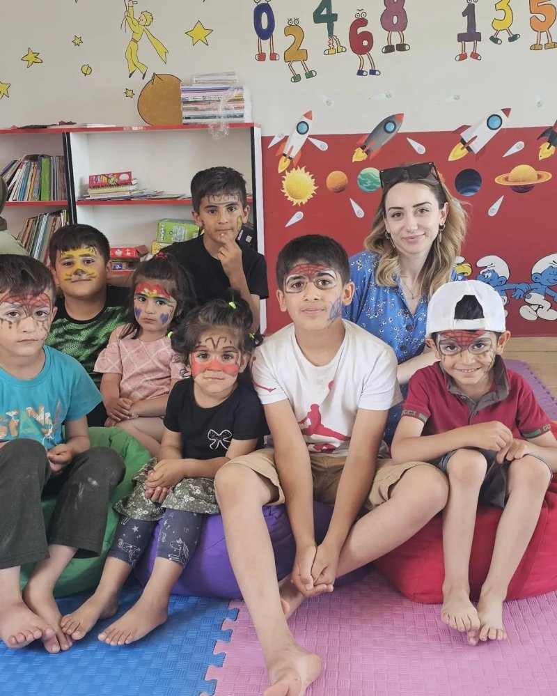 İdil Alakamış Ortaokulu Öğretmen ve idarecilerimizi Tebrik Ederiz. 