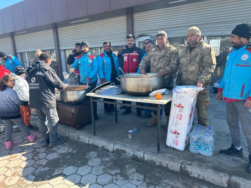 İdil Sosyal Hizmet Merkezi Depremzedelere psiko-sosyal destek hizmeti vermeye başladı. 