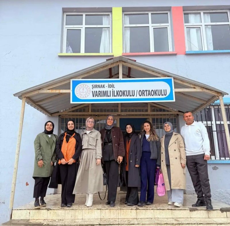 İDİL’DE HER ÖĞRENCİYE REHBERLİK: YOL(A)ÇIK PROJESİ BAŞARIYLA SÜRÜYOR