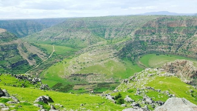 İdil'in Turizm Potansiyelinin Açığa Çıkarılması İçin Ulaştırma Altyapı Bakanı ve Kültür Turizm Bakanın Bölgemize Davet Ediyoruz. 
