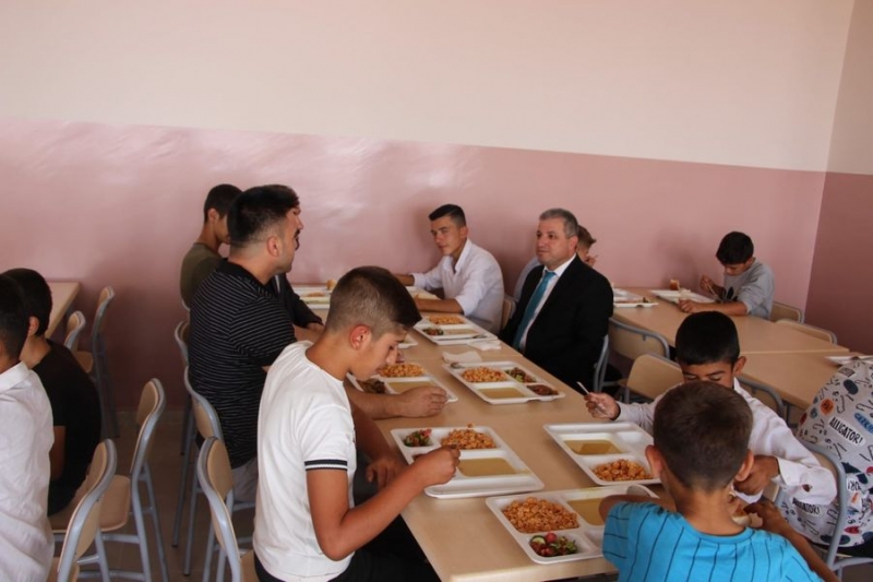 Milli Eğitim Bakanlığından Güçlükonak İlçemizde Öğrencilere Ücretsiz yemek Desteği