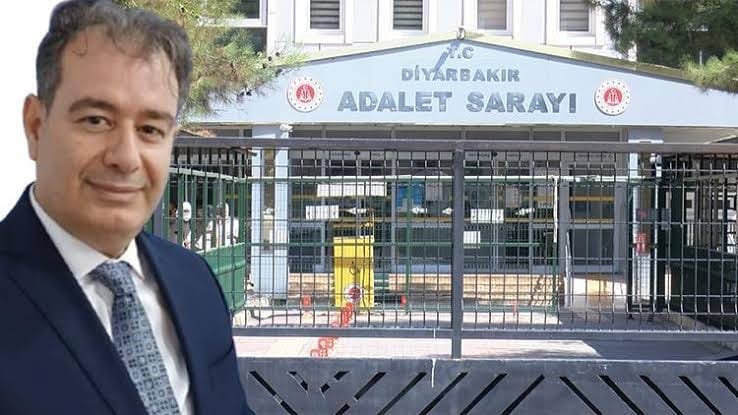 Profesör terör suçundan tutuklandı