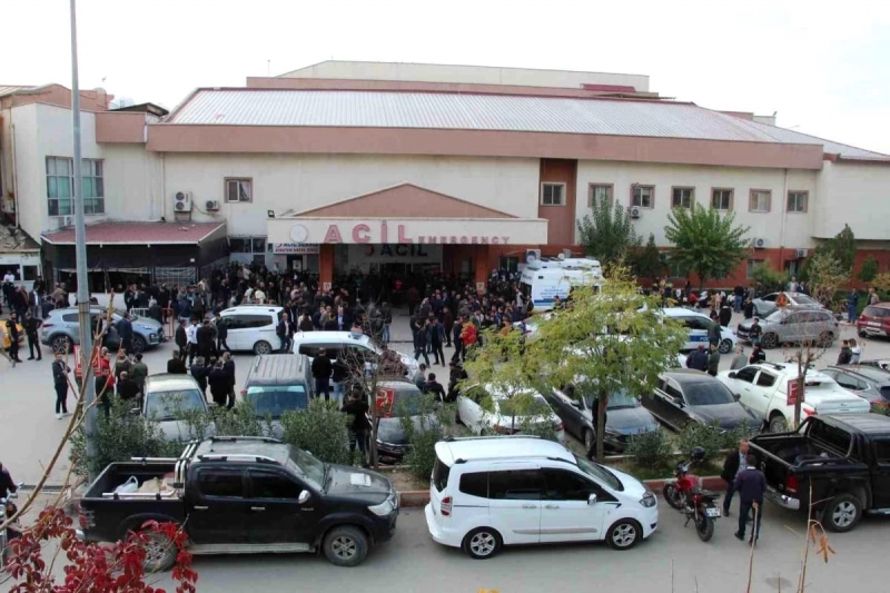 Silopi’de Arkadaşını Kazara Vuran Genç Hastaneye Kaldırıldı