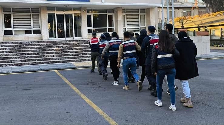 Şırnak dâhil 8 ilde DEAŞ operasyonu: 7 şüpheli yakalandı
