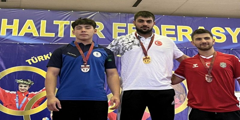 Şırnak’ın Gururu Sefkan Sümen, Sivas’ta 3 Türkiye Rekoru Kırdı
