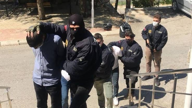 Şırnak'ta PKK/KCK'ya yönelik düzenlenen operasyonlarda 3 zanlı yakalandı.