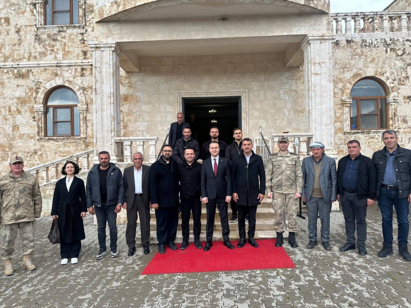 İdil Kaymakamı Adıgüzel’den Süryani Vatandaşlara Paskalya Ziyareti
