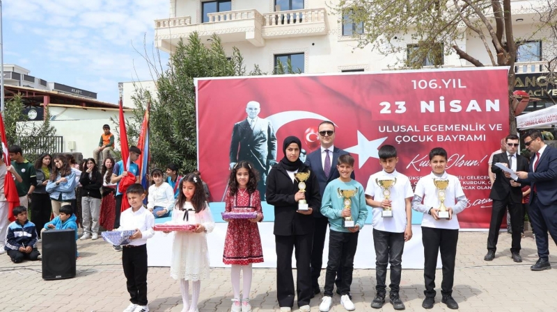 İdil’de 23 Nisan Coşkusu: Milli Egemenlik Gururu Çocukların Neşesiyle Buluştu