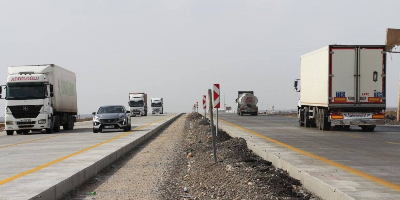 İpek Yolu’nda Beton Yol Devrimi: İdil-Cizre Hattı Modernleşiyor