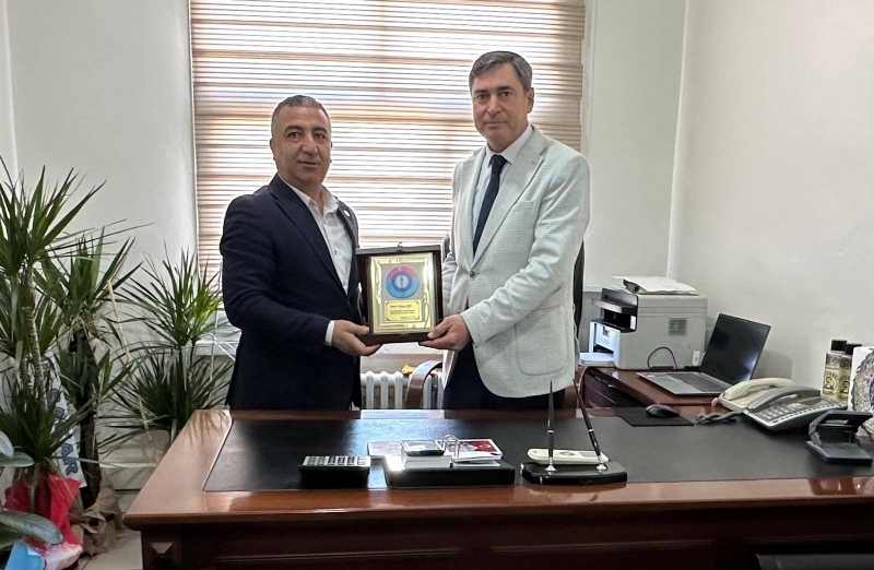 Sağlık-Sen’den İdil Özel İdare Müdürlüğü’ne 