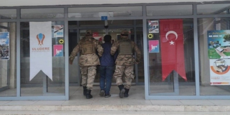 Şırnak'ta JASAT’tan nokta operasyon: 57 aranan şahıs yakalandı, 22’si tutuklandı