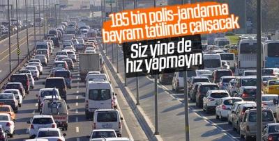 Bayram tatilinde trafik personeli görev başında