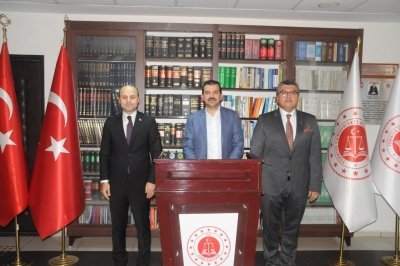 Ceza İşleri Genel Müdürü Mehmet Yılmaz, Cizre Adalet Sarayı'nı ziyaret etti