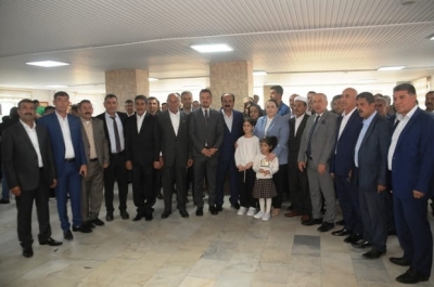 Cizre Kaymakamı Demir, vatandaşlarla bayramlaştı