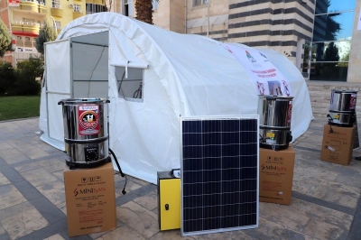 Cizre'de çiftçilere çeşitli malzemeler dağıtıldı