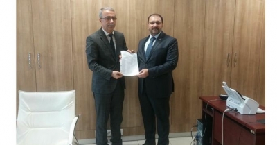 Güneştekin mazbatasını aldı