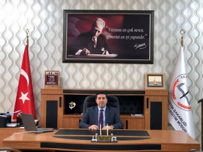 İdil ilçe Milli Eğitim Müdürü Yunus Babayiğit'in Yarı Yıl Tatili Mesajı. 