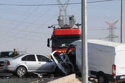 İdil Karayolunda Zincirleme Trafik Kazası: 1 Ölü, 8 Yaralı