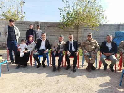 İdil Kaymakamı Refik Özsoy Gazileri evlerinde ziyaret etti. 