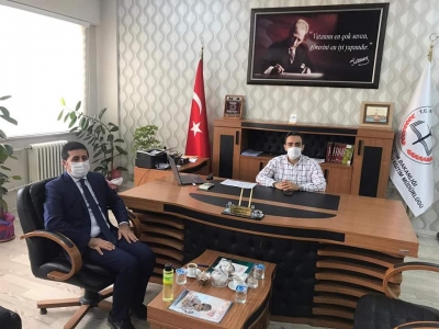 idil Kaymakamı ve Belediye Başkan Vekili Refik ÖZSOY, İlçe Milli Eğitim Müdürlüğünü Ziyaret Etti