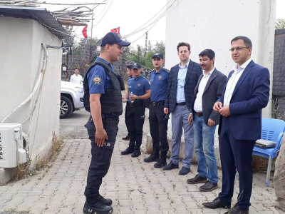 idil Kaymakamı ve Belediye Başkan Vekili Zafer SAĞ, Güvenlik Güçlerinin Ramazan Bayramını tebrik etti.