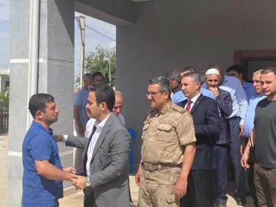 İdil Kaymakamı ve Belediye Başkan vekili Refik Özsoy, taziye ziyaretinde bulundu.