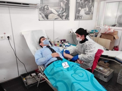  idil Kaymakamı ve Belediye Başkan Vekili Refik Özsoy’dan kan bağışı