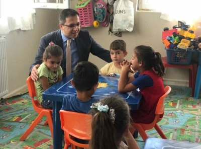 İdil Kaymakamı Zafer SAĞ  Köy Okullarını Gezdi