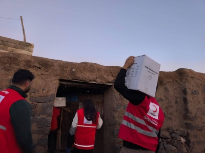 İdil Kızılay'dan köylerde ihtiyaç sahibi ailelere yardım eli