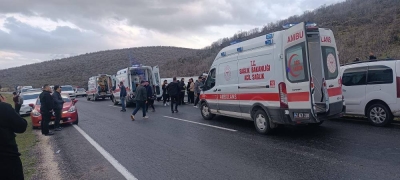 İdil-Midyat yolunda yolcu otobüsü devrildi: 24 kişi yaralandı