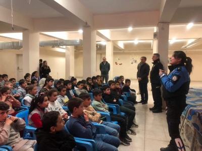 İdil Polisi anaokulu öğrencilerini bilgilendirdi