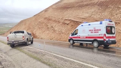İdil’li Sağlık görevlilerinin bulunduğu pikap takla attı: 4 yaralı