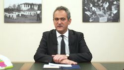  Mahmut Özer'den yüz yüze eğitim vurgulu tatil mesajı