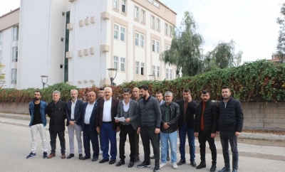 Silopi'de işten çıkarılan 17 işçi hukuk mücadelesini kazandı