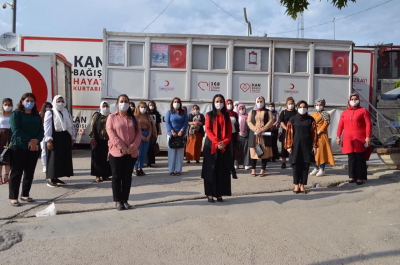 Şırnak AK Parti İl Kadın Kollarından Kızılay Kan Bağışına Destek 