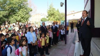 Şırnak'ta 160 bin öğrenci dersbaşı yaptı	