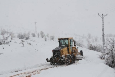 Şırnak'ta kar ve tipi nedeniyle 11 köy ile ulaşım sağlanamıyor
