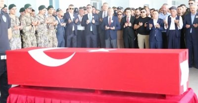 Şırnak'ta Mahalle Bekçisi İçin Uğurlama Töreni