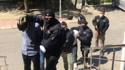 Şırnak'ta PKK/KCK'ya yönelik düzenlenen operasyonlarda 3 zanlı yakalandı.