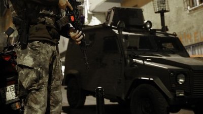 Şırnak’ta PKK/KCK'ya yönelik operasyonda 10 kişi gözaltına alındı.